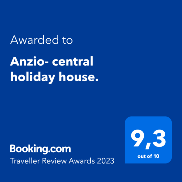 Central Holiday House