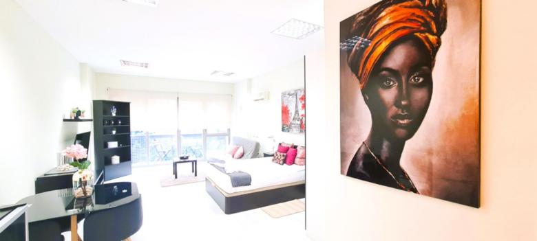 Estudio con balcón Sanchinarro C