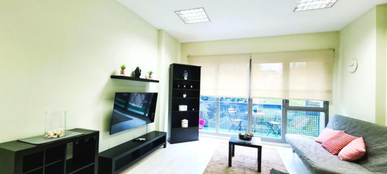 Estudio con balcón Sanchinarro C