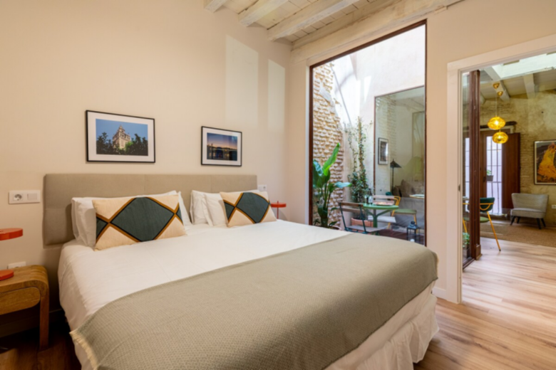 One&Lux Casa Barrabas