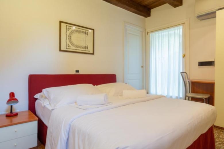 Santo Stefano Apartments - Scala A