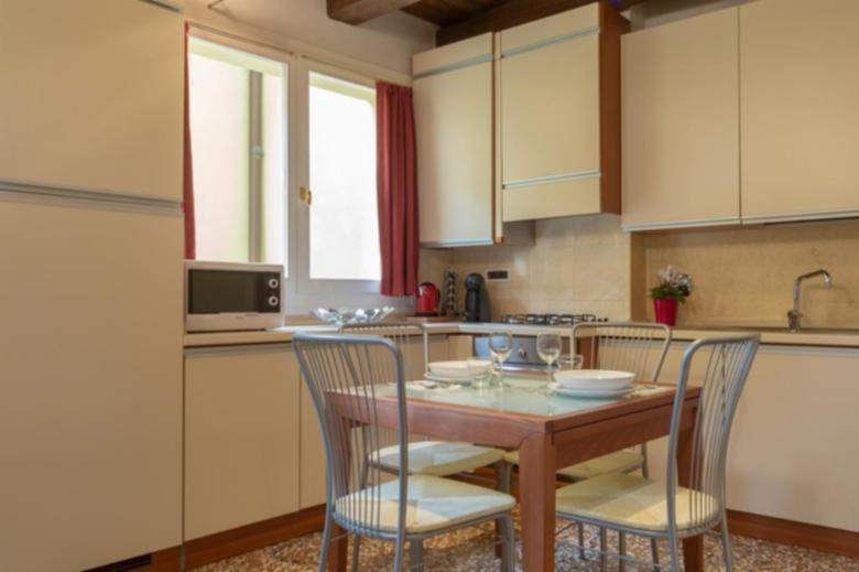 Santo Stefano Apartments - Scala A