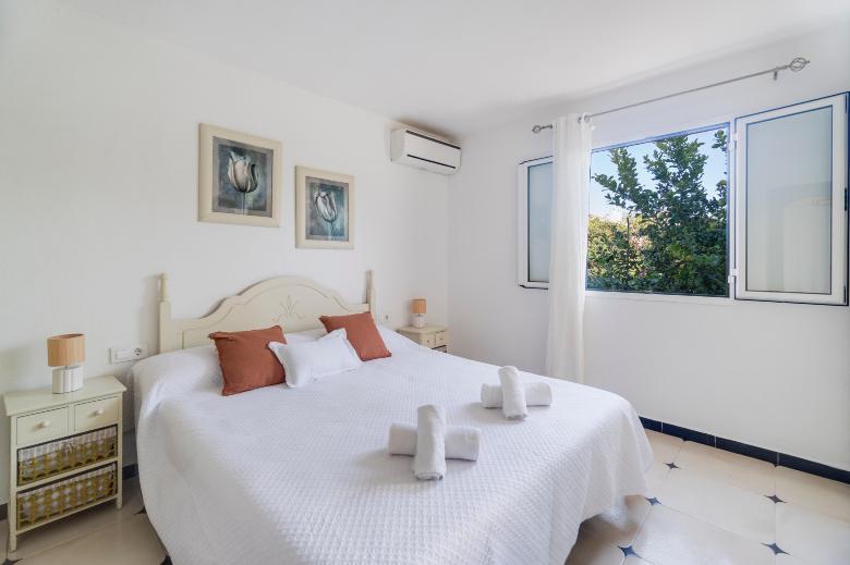 Villa Joel  - Casa con piscina cerca de la playa