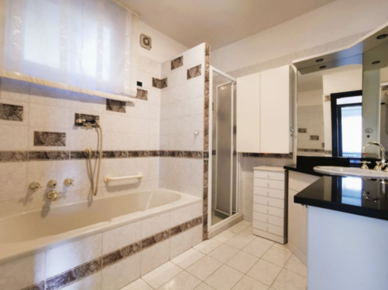 Luxury Villa In Provenza