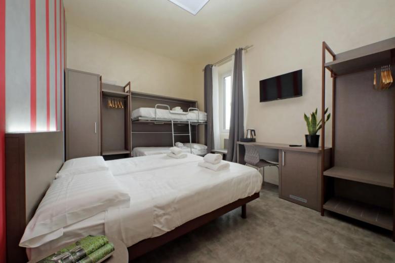 Termini Comfort Rooms & Suite by Flatinrome
