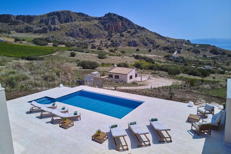 VILLA MUNTAJA