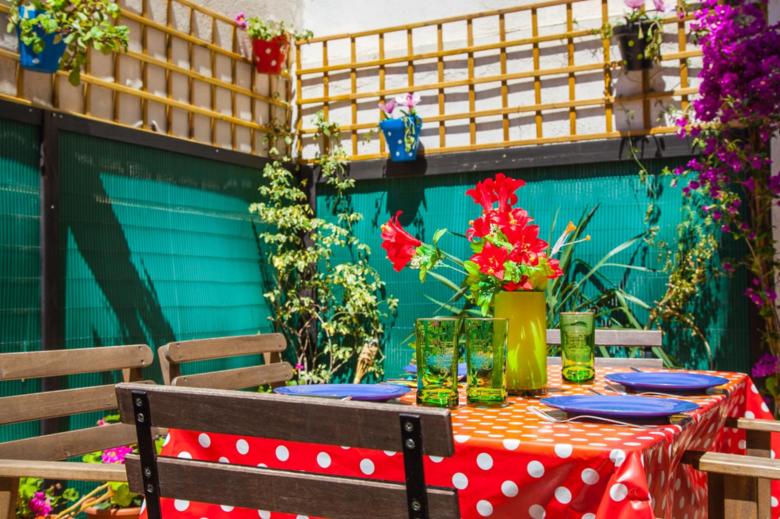 ROSELLON semi refundable