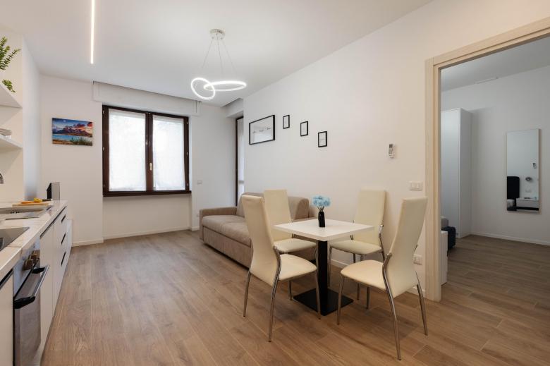 Bonomelli Station Apartment With Balcony