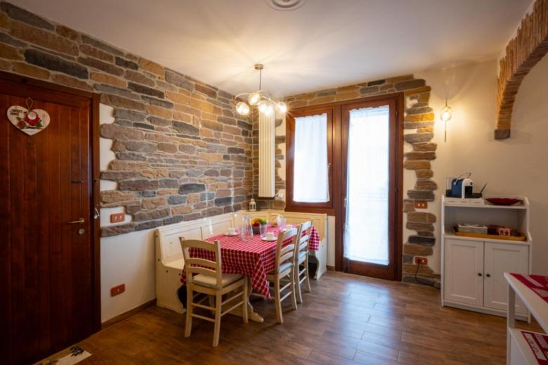 Maison Casanova, Ossimo Superiore Ospitar