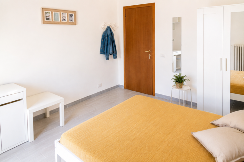 Large Family Apartment – 4 Bedrooms with free parking near San Paolo Metro & University by RHR