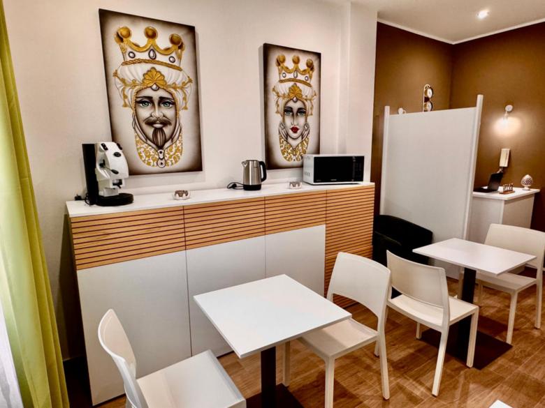 Regina Rooms