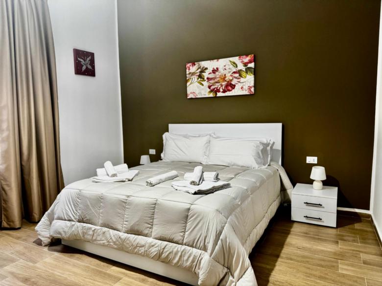 Regina Rooms