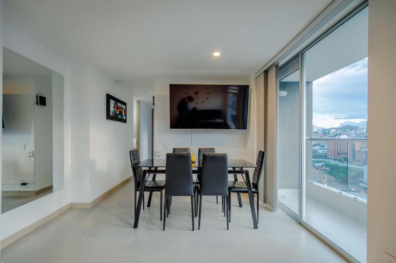 Maravilloso y Amplio, apartamento cerca a Cable Plaza