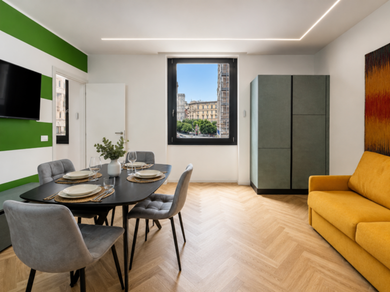 Luxury Apartment Piazza Dante | Design & Vista