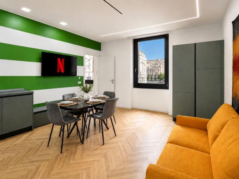 Luxury Apartment Piazza Dante | Design & Vista
