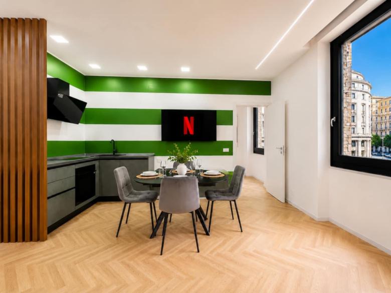 Luxury Apartment Piazza Dante | Design & Vista