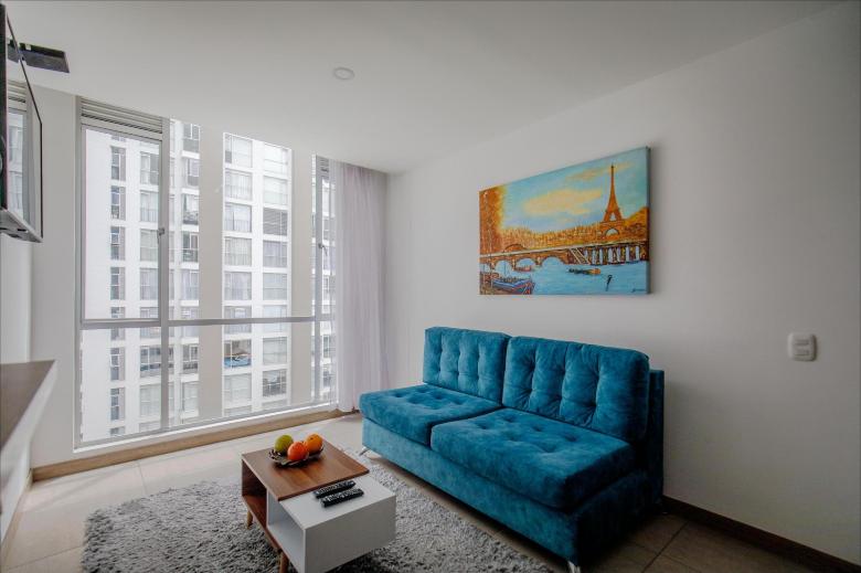 Acogedor y amplio apartamento, cerca cable plaza (UR802A)