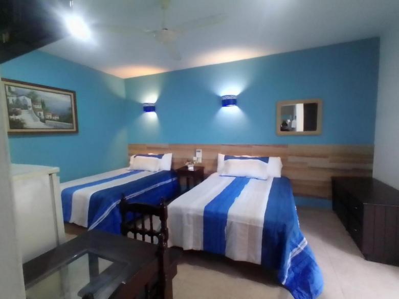 Hotel Acuario PLAYA DEL CARMEN