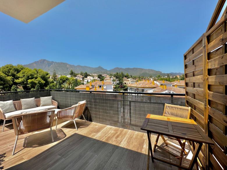 Oasis Studio Marbella Center with mountain views - EaW Homes