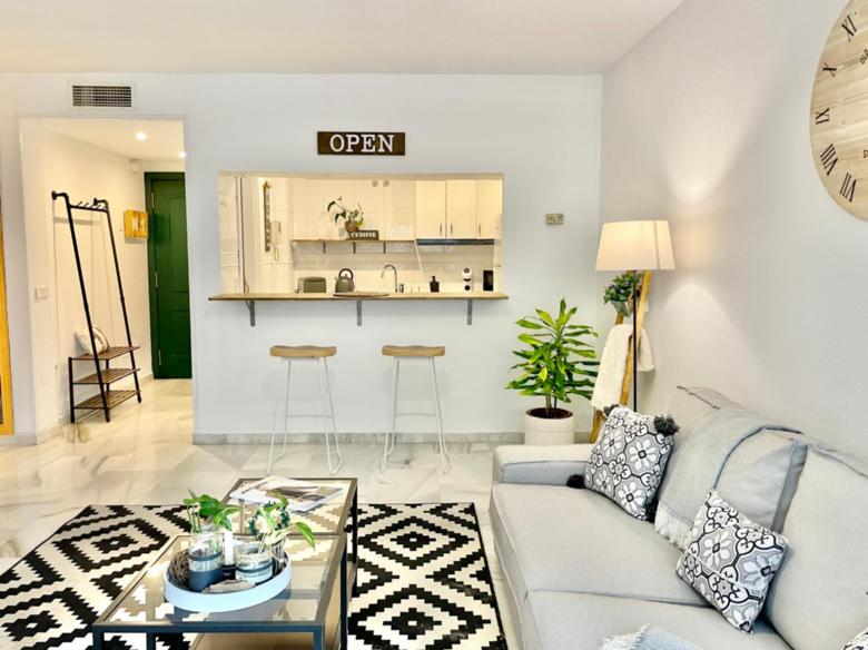 Ricardo Soriano 16 Studio | EaW Homes