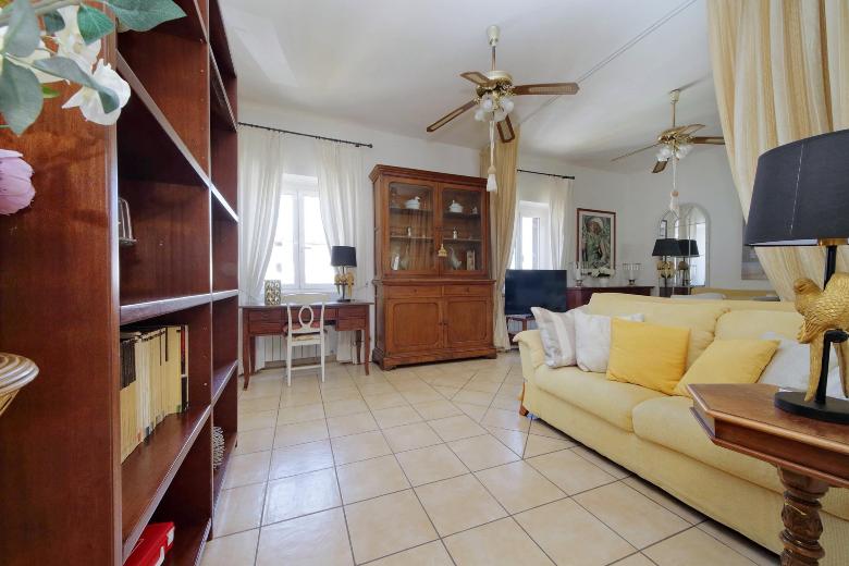 Domus Navona by Flatinrome