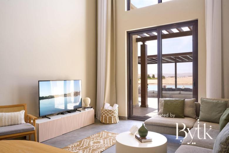 Casamigos, 3 Master BD (En-Suite) Villa with Private heated pool (Lagoon-View)