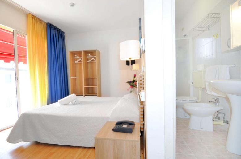 HOTEL REX