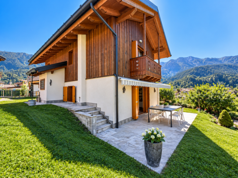 Exclusive Mountain Chalet | Zoncolan & Ski Slopes