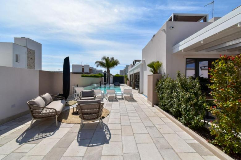 Kalinifta Rooms Luxury Style