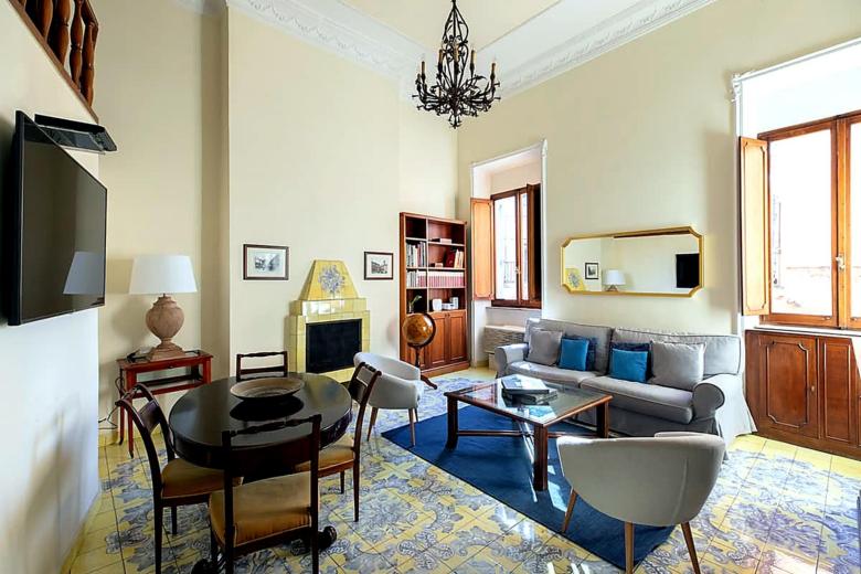 Historic Via Giulia Loft by Flatinrome