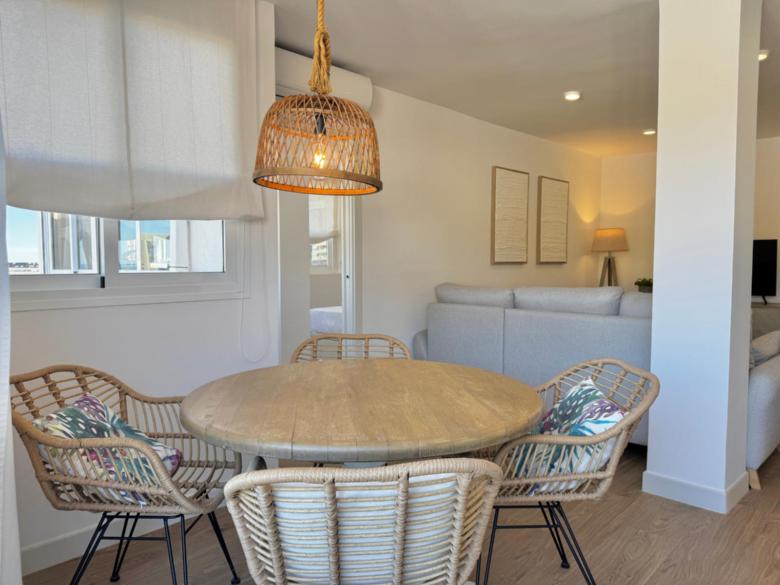 Oasis Studio II Marbella Center with mountain views - EaW Homes