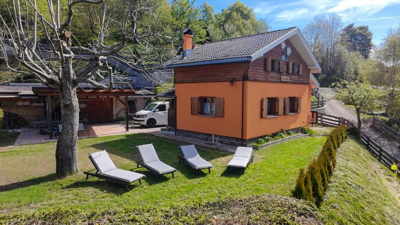 Chalet & SPA Privata - Baita al Frassino, Ospitar