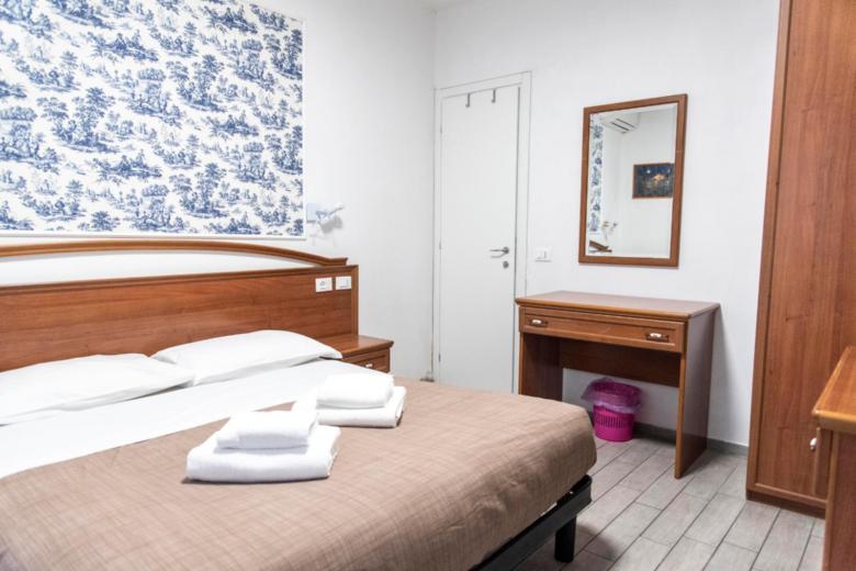 PS- A - Double or Twin Room Standard Rate