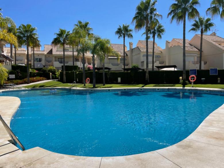 El Arenal Townhouse By The Beach With Swimming Pool - EaW Homes