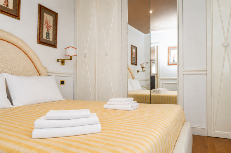 Castel Sant'Angelo 90 - Sky apartment by RHR