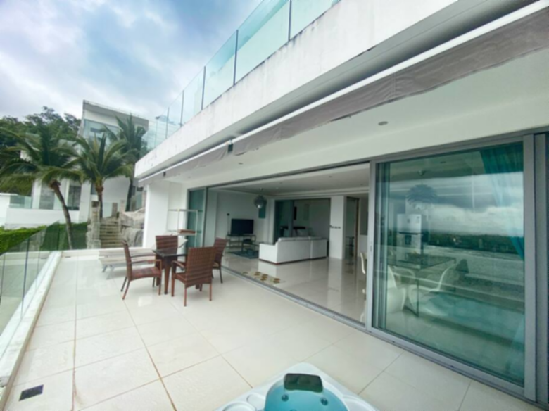 Apartment in Allamanda