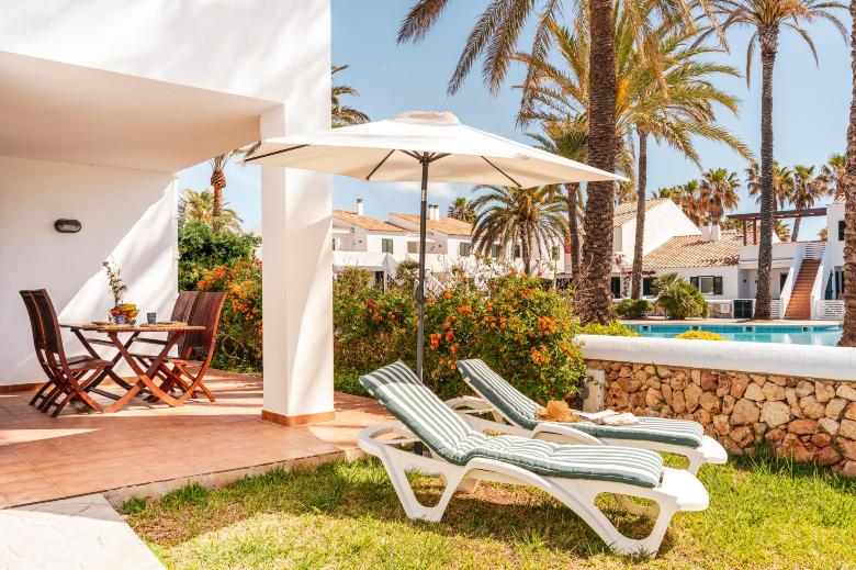 Caleta de Mar - Bajo con terraza, piscina y pádel