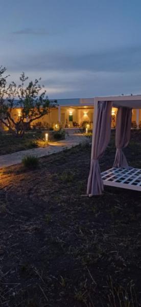 L  AMARENA GARDEN HOUSE
