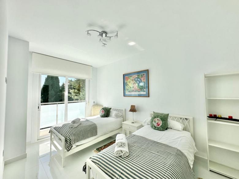 Center Of Marbella - EaW Homes