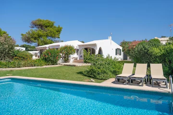 Casa Maitzgon - Renovada casa con piscina y jardin