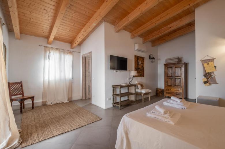 King Room with Balcony Standard Rate