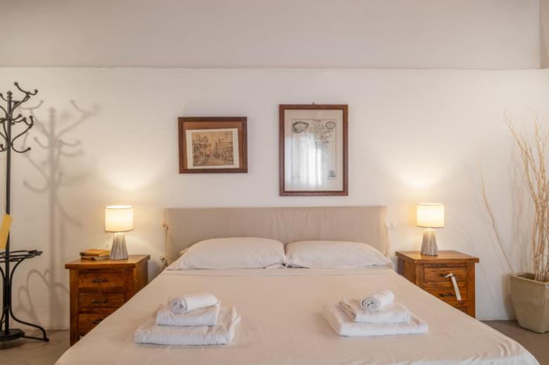 King Room with Balcony Standard Rate