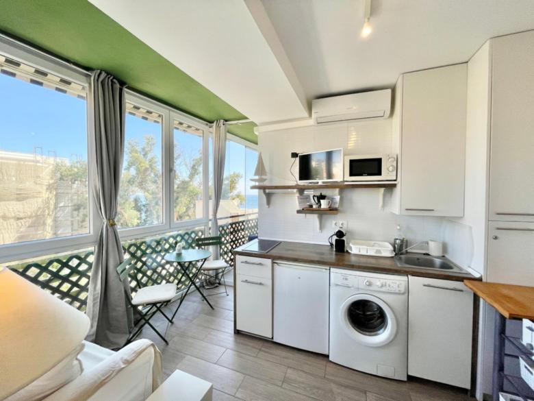 Mediterraneo Studio Frontbeach - EaW Homes