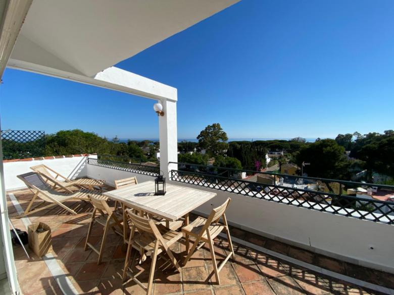 Jardines de Artola Penthouse | EaW Homes