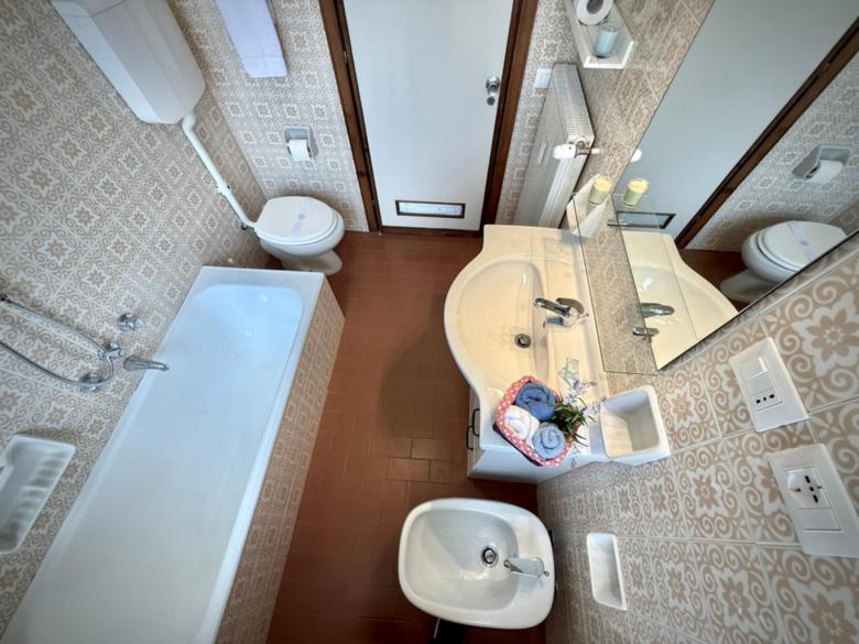 Cantore, 8G/69 - TORRE CANTORE 69 (GENOVA OVEST/PORTO)