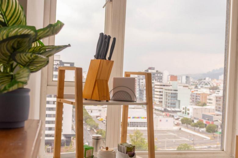 KOREA 1207 Carolina best view 2br CCI Quito 