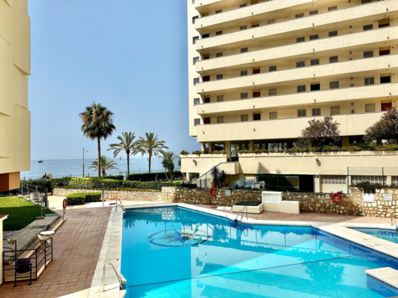 The SUIT Facing The Sea by EaW Homes