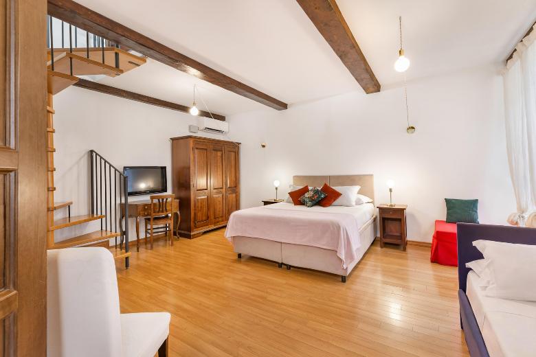 Domus Cecilia - Trastevere