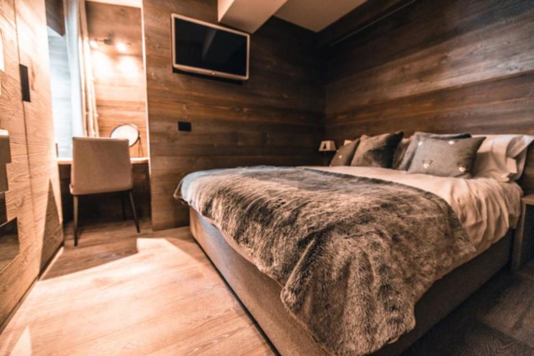 CASA LUMIRA Luxury apartment ski-in/ski-out