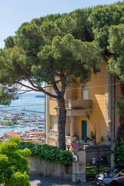 La Spezia - Tiziana's Holiday House 